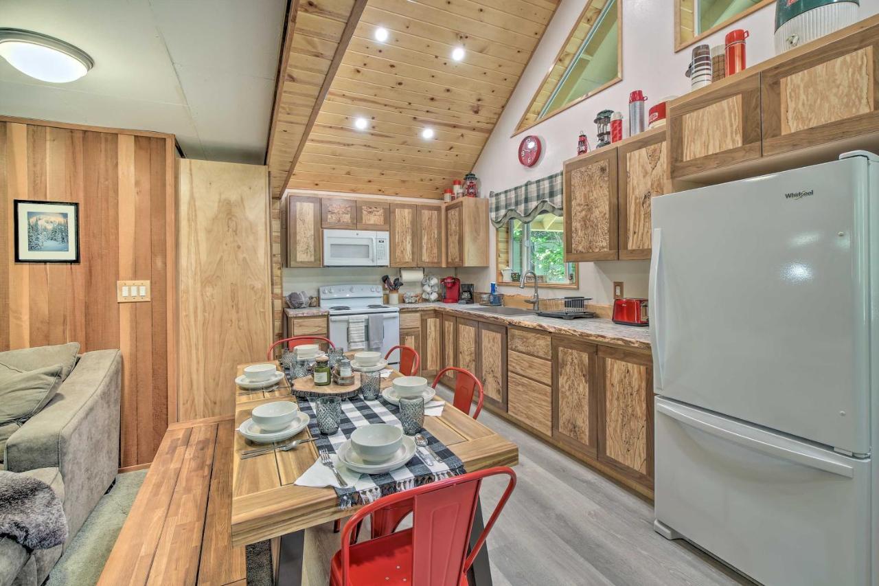 Wandering Elk Cabin Retreat With Golf Access! Пакууд Екстериор снимка